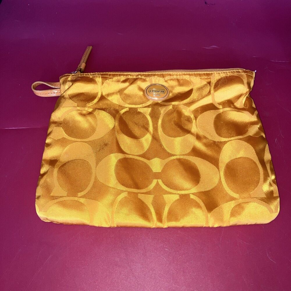 Coach Orange Signature C Cosmetic Makeup Pouch Bag Zippered Top Wristlet
